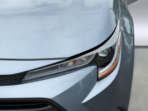 Certified 2025 Toyota Corolla LE FWD image 11