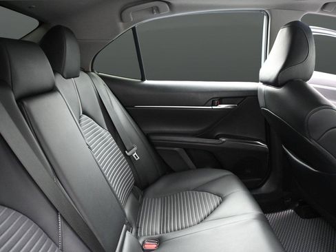 Used 2021 Toyota Camry SE w/ Audio Upgrade Package FWD image 24