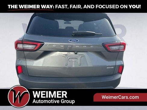 Used 2025 Ford Escape ST-Line Select AWD/4WD image 3