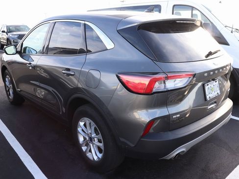 Used 2022 Ford Escape SE w/ Cold Weather Package image 6