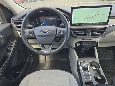 New 2026 Ford Escape Active w/ Tech Pack #1 FWD image 9