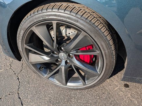 Used 2022 Genesis G70 3.3T w/ Sport Prestige Package image 20