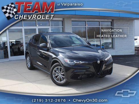 Used 2024 Alfa Romeo Stelvio Sprint AWD/4WD image 1