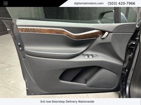 Used 2019 Tesla Model X Long Range image 22