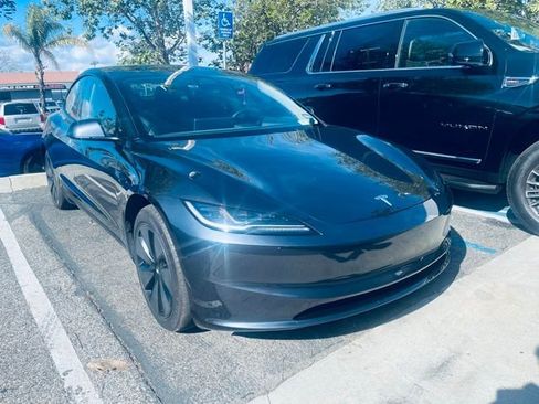 Used 2024 Tesla Model 3 Long Range RWD image 2