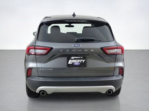 Used 2023 Ford Escape Active FWD image 4