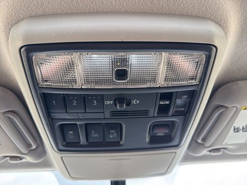 Used 2014 Toyota 4Runner Limited AWD/4WD image 17