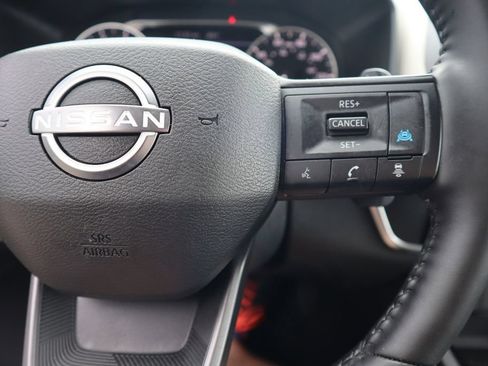 Certified 2025 Nissan Rogue SV AWD/4WD image 20