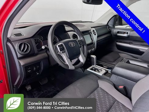 Used 2017 Toyota Tundra SR5 AWD/4WD image 3