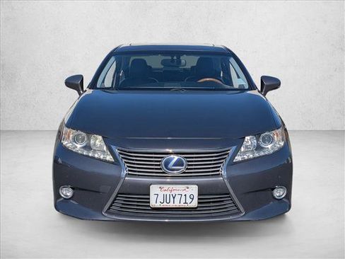 Used 2015 Lexus GS 350 w/ F Sport Package image 2