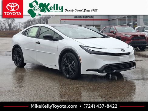 New 2026 Toyota Prius AWD image 1