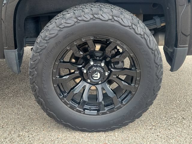 Used 2023 GMC Sierra 1500 AT4X AWD/4WD image 5