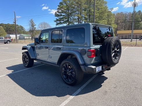 Certified 2025 Jeep Wrangler Unlimited Sahara image 7