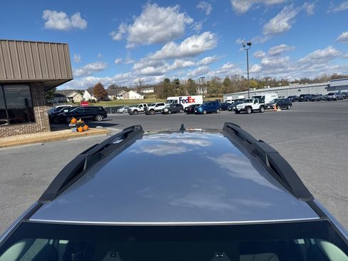 Certified 2025 Subaru Outback Premium image 9