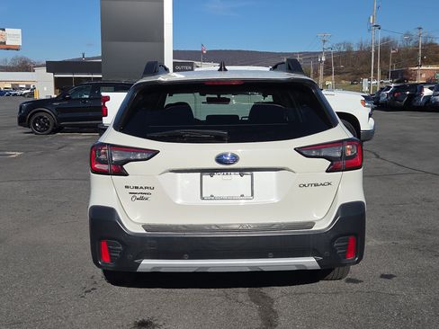 Used 2021 Subaru Outback Limited image 4