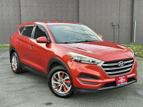 Used 2016 Hyundai Tucson SE FWD image 2