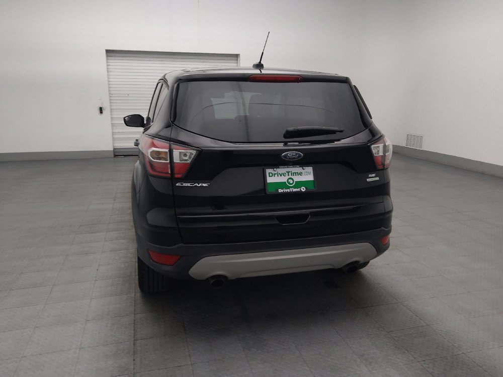 Used 2017 Ford Escape SE FWD image 6