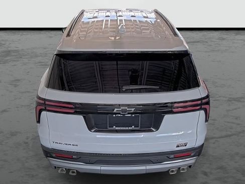 New 2027 Chevrolet Traverse LT w/ Driver Confidence Package FWD image 3
