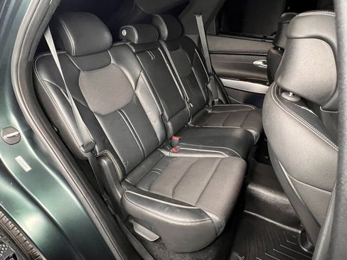 Used 2023 Genesis GV70 2.5T w/ Sport Prestige Package image 12