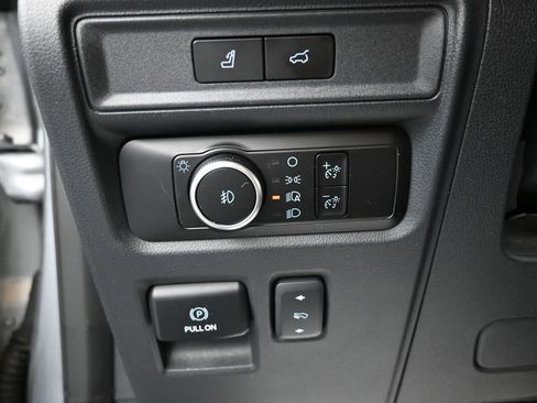 Used 2023 Ford Expedition Limited RWD image 30