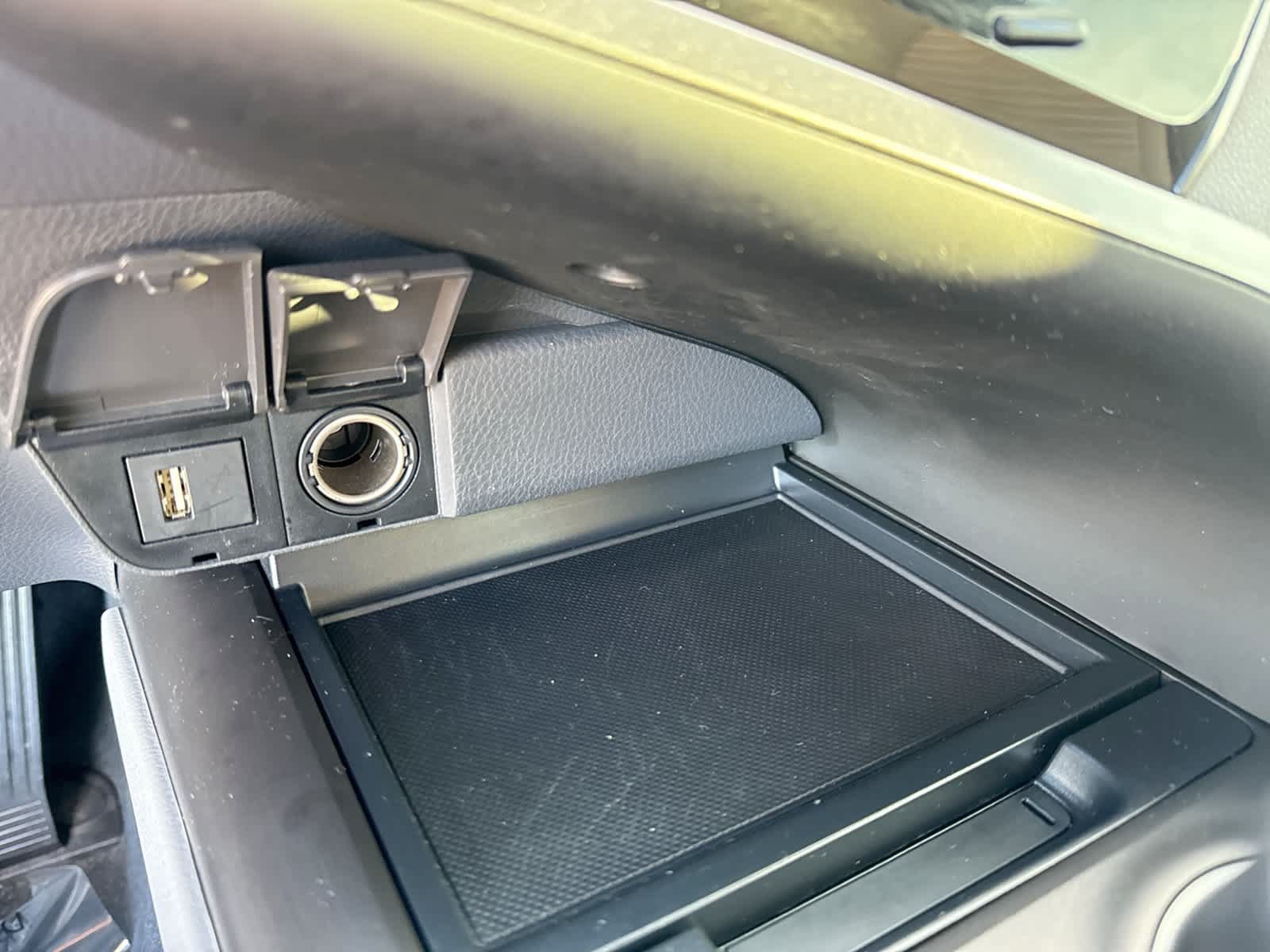 Used 2023 Toyota Camry SE FWD image 37