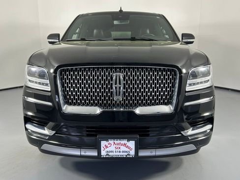 Used 2020 Lincoln Navigator L Reserve w/ Luxury Package image 2