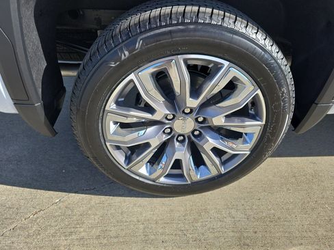 New 2026 GMC Sierra 1500 Denali w/ Denali Reserve Package image 15