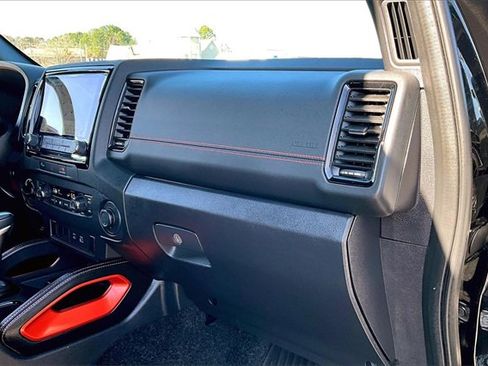 Certified 2024 Nissan Frontier PRO-4X w/ Off-Road Protection Package image 23