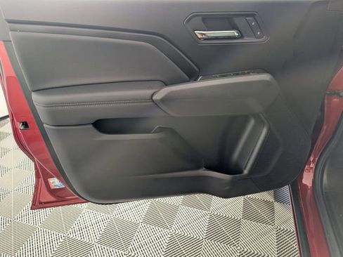 Used 2025 GMC Canyon Elevation w/ Convenience Package AWD/4WD image 10
