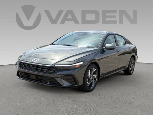 New 2026 Hyundai Elantra Limited FWD image 58