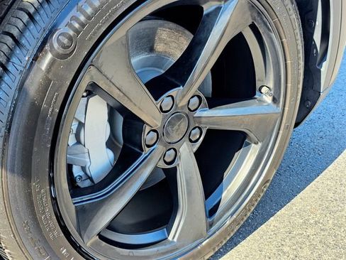 Used 2026 Tesla Model Y Premium image 7