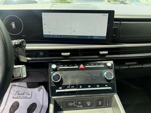 Used 2025 Hyundai Santa Fe Calligraphy image 6