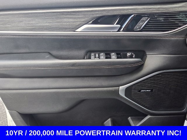 Used 2024 Jeep Wagoneer Series III AWD/4WD image 26