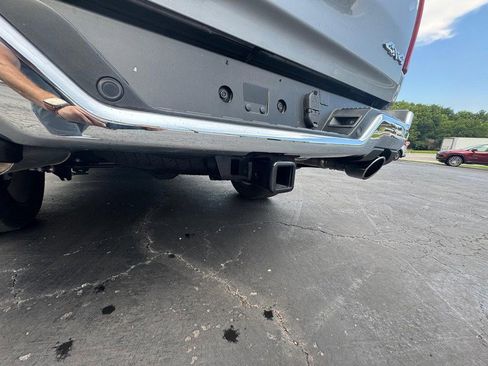 Used 2025 RAM 1500 Laramie image 10