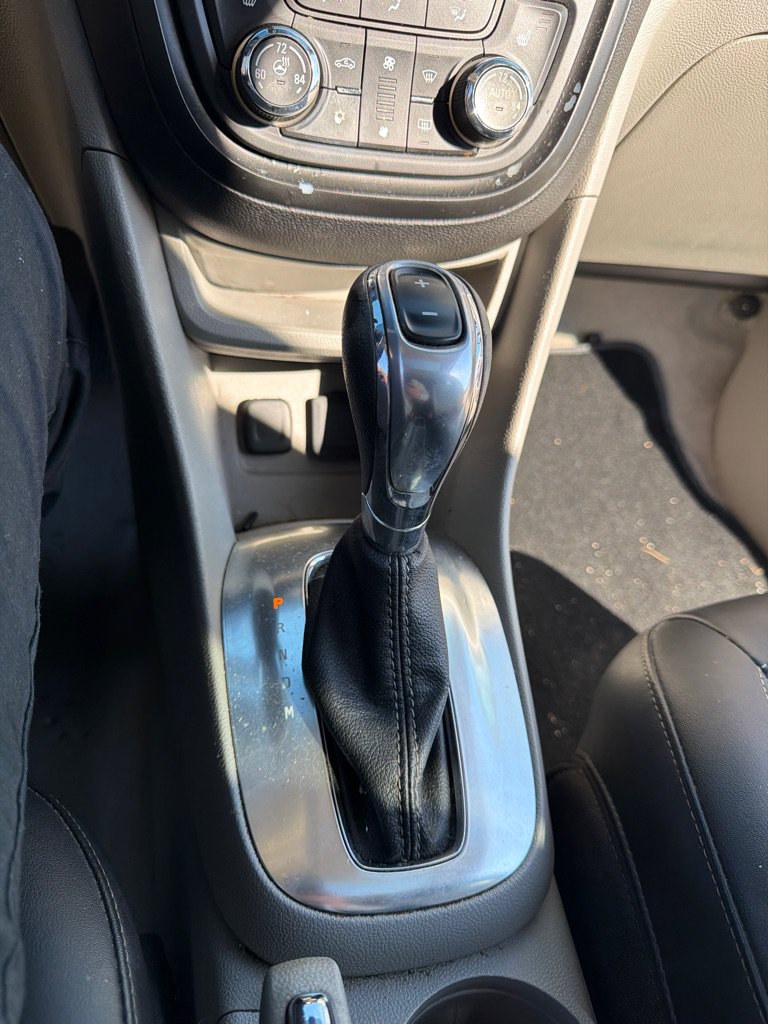 Used 2015 Buick Encore Leather w/ Experience Buick Package FWD image 19