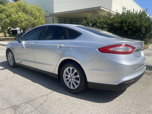 Used 2016 Ford Fusion S FWD image 5