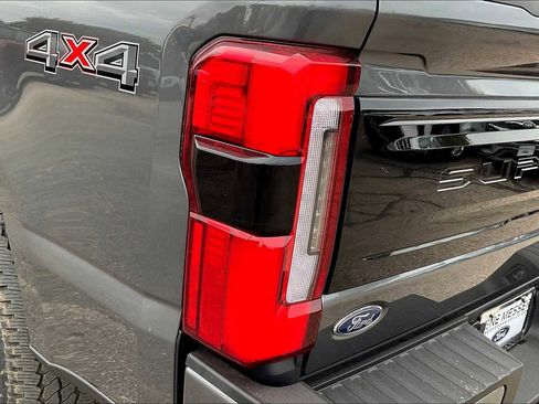 Used 2026 Ford F250 Platinum image 14