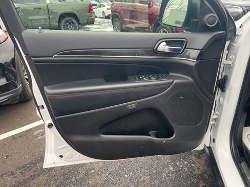 Used 2021 Jeep Grand Cherokee Trailhawk image 6