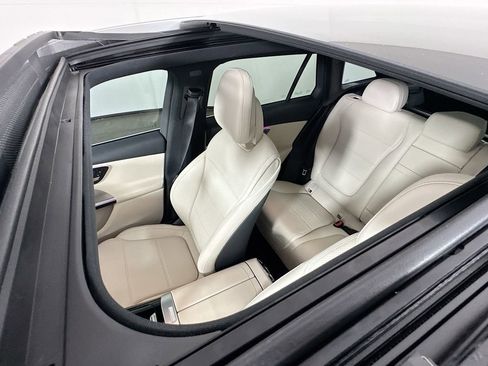 Used 2026 Mercedes-Benz GLC 300 image 24