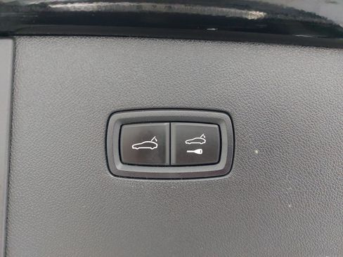 Certified 2024 Porsche Cayenne Coupe AWD/4WD image 15
