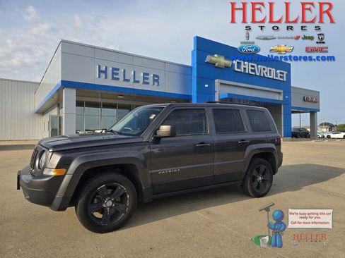 Used 2017 Jeep Patriot Sport w/ Power Value Group FWD image 1