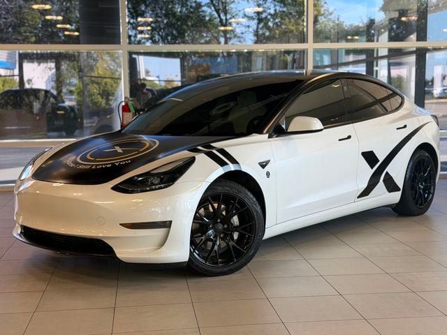 Used 2021 Tesla Model 3 Long Range AWD/4WD image 1