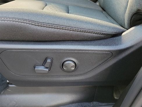 New 2025 RAM 1500 Big Horn image 15