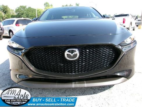 Used 2023 MAZDA MAZDA3 s FWD image 9