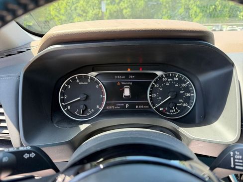Used 2021 Nissan Rogue SL FWD image 16