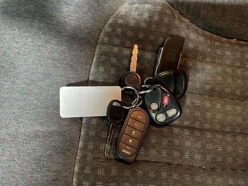 Used 2002 Chevrolet Blazer LS w/ Preferred Equipment Group image 41