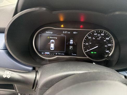 New 2025 Nissan Versa SV image 12