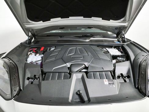 New 2026 Porsche Cayenne AWD/4WD image 35