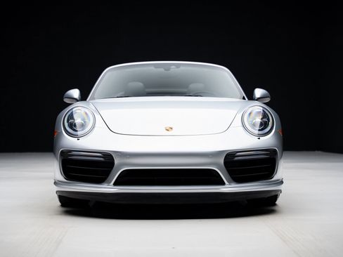 Used 2017 Porsche 911 Turbo image 10
