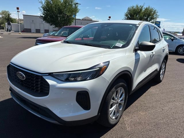 Used 2023 Ford Escape Active AWD/4WD image 1